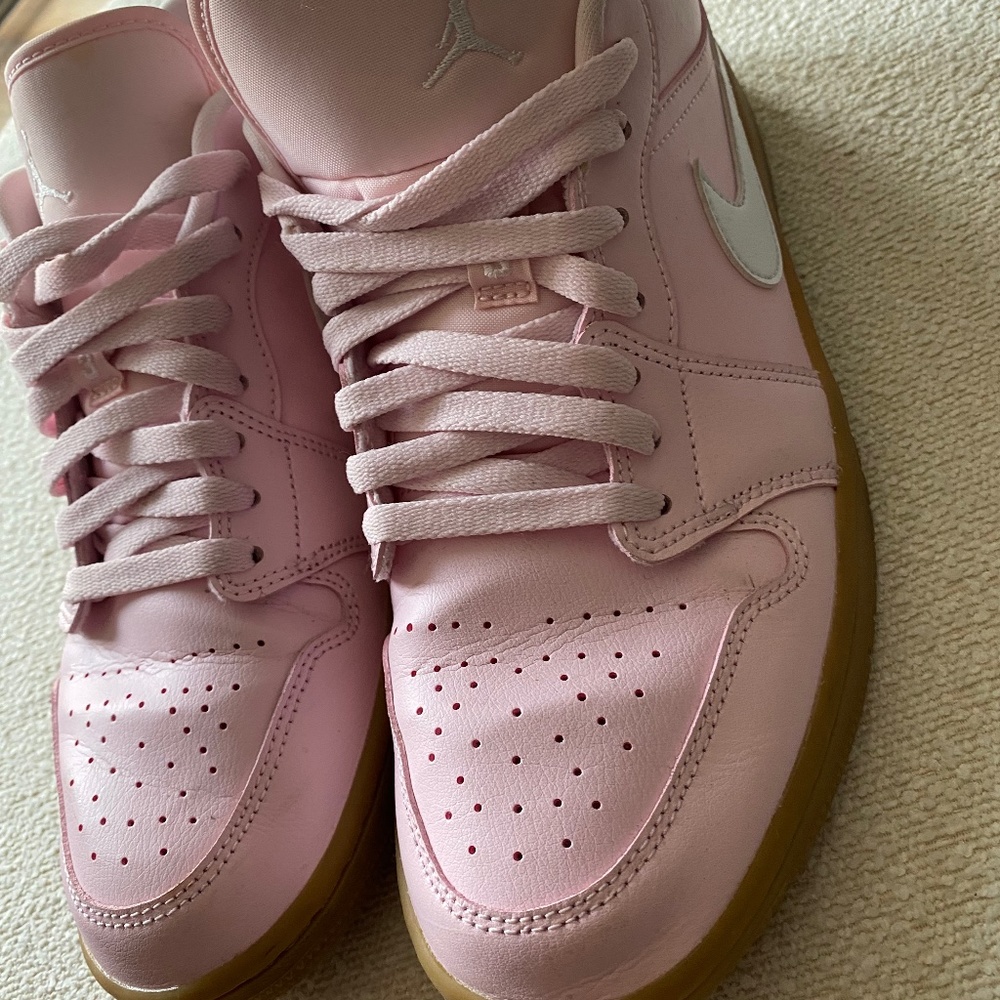 COPY - Air Jordan 1 Low 'Arctic Pink Gum'